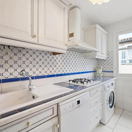 Rosalba - Vieux * نيس